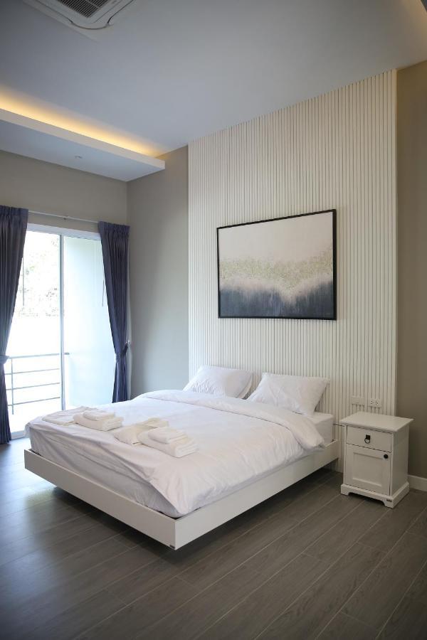 Club45 Hotel Kham Yai Exterior photo